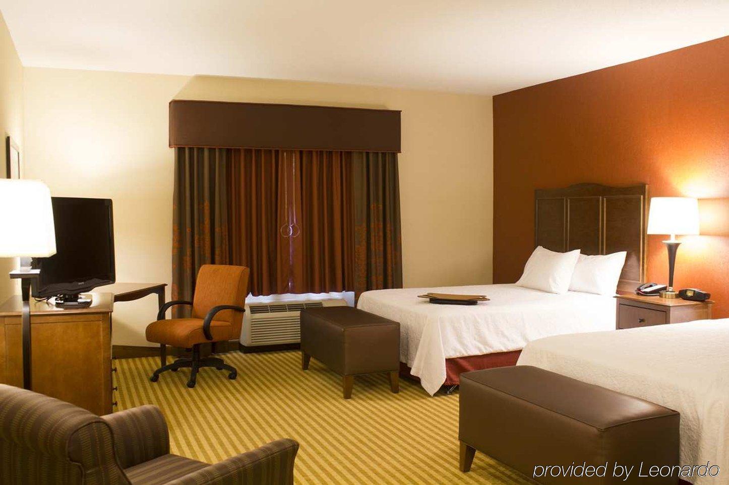 Hampton Inn & Suites Harrisburg Esterno foto